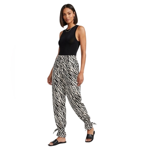 K Too Pants - K TOO High Waisted 100% Cotton Black & White Animal Print Pants Size: Large